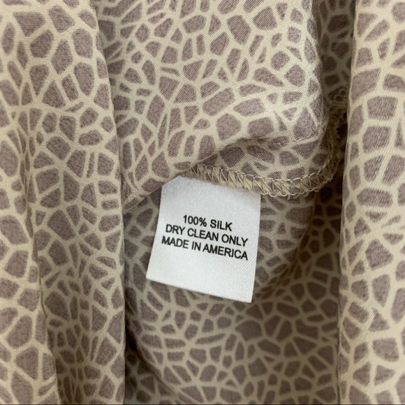Amanda Uprichard 100% Silk Animal Print Popover Blouse - Picture 8 of 8